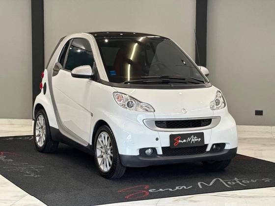 SMART FORTWO 1.0 COUPÊ TURBO 12V GASOLINA 2P AUTOMÁTICO SMART FORTWO 1.0 COUPÊ TURBO 12V GASOLINA 2P AUTOMÁTICO
